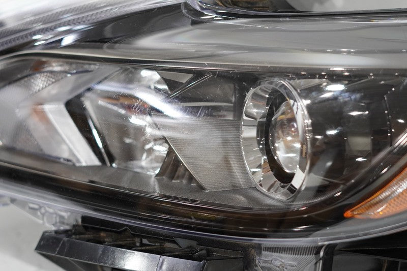 2016-2018 Nissan Altima Halogen Headlight - LEFT Driver Side OEM
