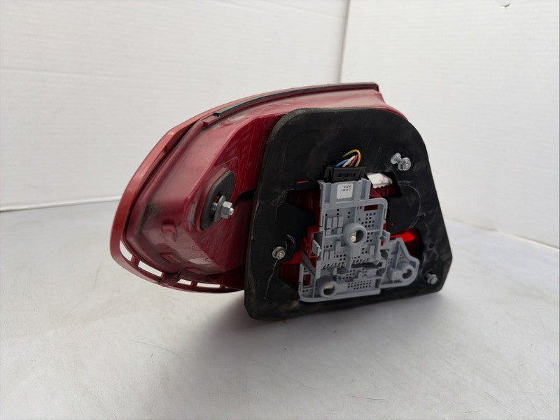 2012-2015 Mercedes C250 Right Passenger Tail Light OEM LED Brake Lamp