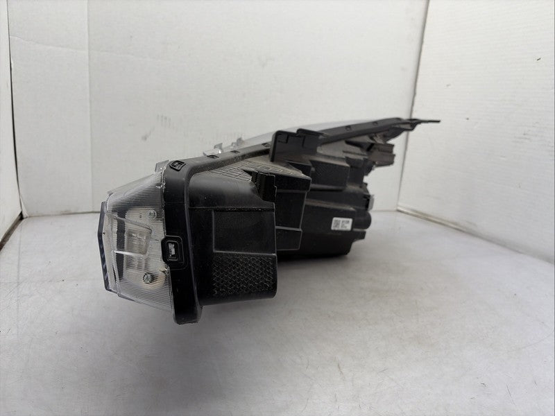 2021-2023 Hyundai Elantra Right Passenger OEM Halogen Headlight