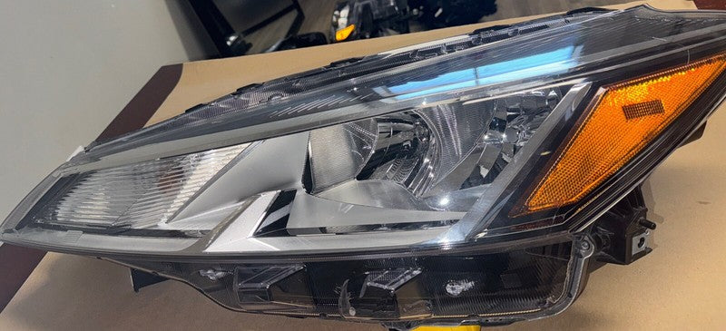 2021-2023 Kicks Headlight LH Left Driver Side Halogen