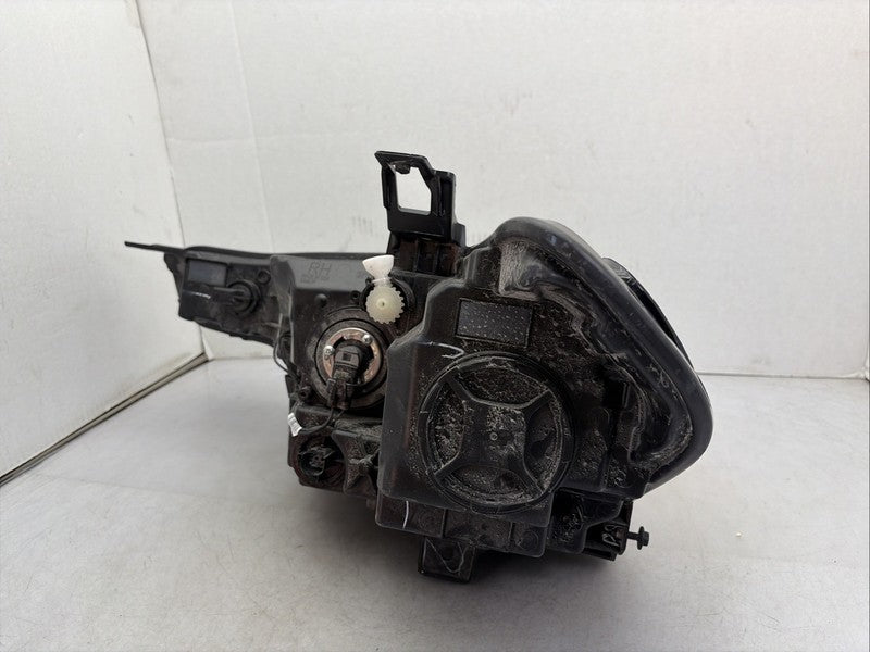 2023-2026 Chevy Colorado Right Passenger Headlight OEM 85045267