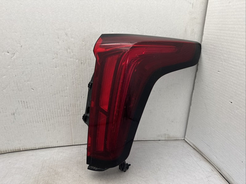2020-2024 Cadillac XT6 Right Passenger Tail Light OEM LED Lamp