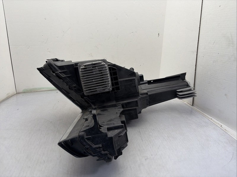 2019-2023 Cadillac XT4 Right Passenger Headlight OEM Full LED Corning 