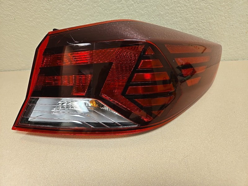 2019-2020 Hyundai Elantra Tail Light - Right Passenger Side - Halogen
