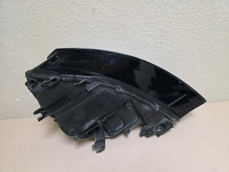 2009-2012 Audi A4 S4 Right Headlight Xenon OEM 8K0941004