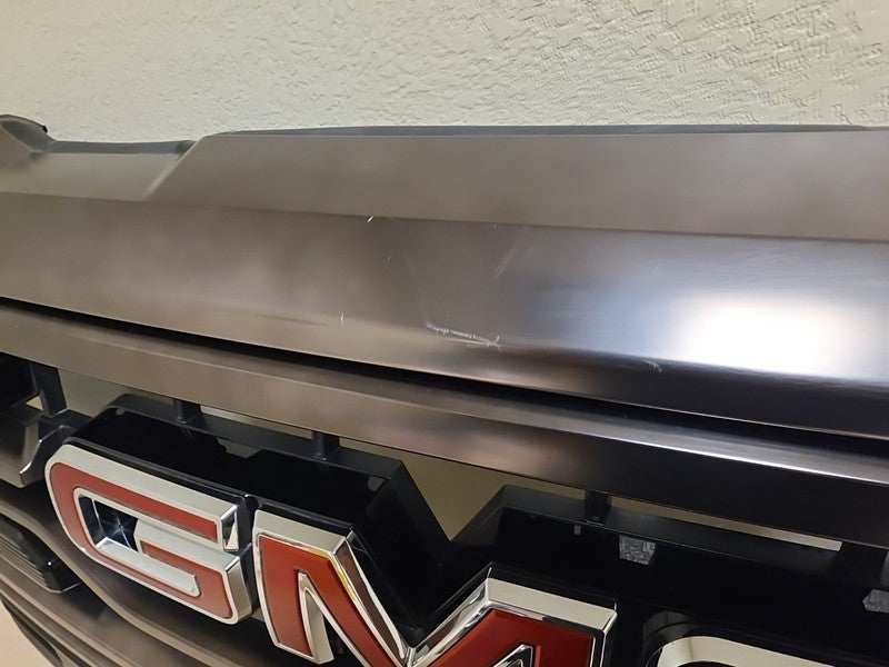 2022-2025 GMC Sierra 1500 AT4X Front Grille w/ Camera OEM 84878064