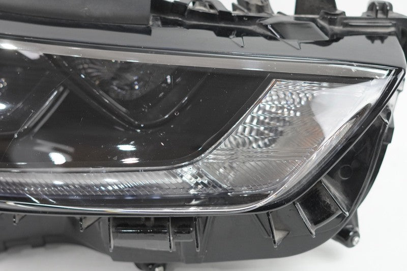 OEM 2020-2023 Toyota Highlander LED Headlight RH Black Trim #0 D1