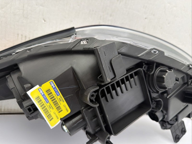 2017-2022 Kia Sportage Right Passenger Halogen Headlight TYC