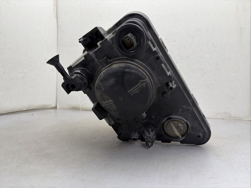 2023-2025 Chevy Blazer Right Passenger Headlight OEM Xenon HID 8478865