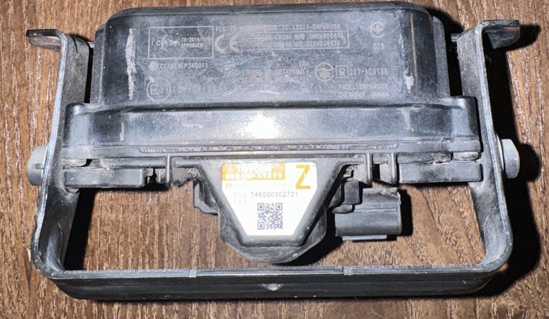 **16-19 Toyota Lexus Radar Sensor 88210-47090**
