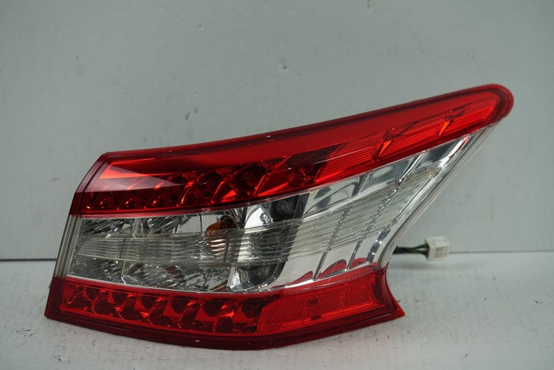2013-2015 Nissan Sentra Rear Right Passenger Taillight Quarter Mount O