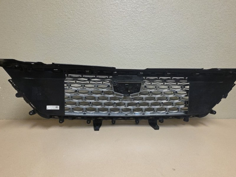 2024-2026 Cadillac XT4 Upper Front Grille Assembly with Emblem