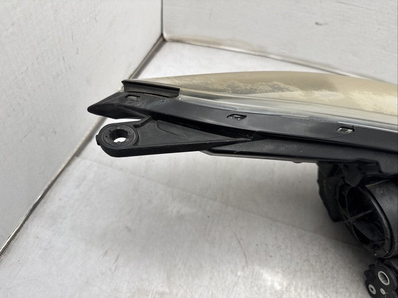 2014-2016 Hyundai Elantra Left Driver OEM Halogen Headlight