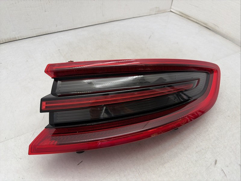 2015-2018 Porsche Macan Right Passenger Tail Light OEM LED 95B945096E