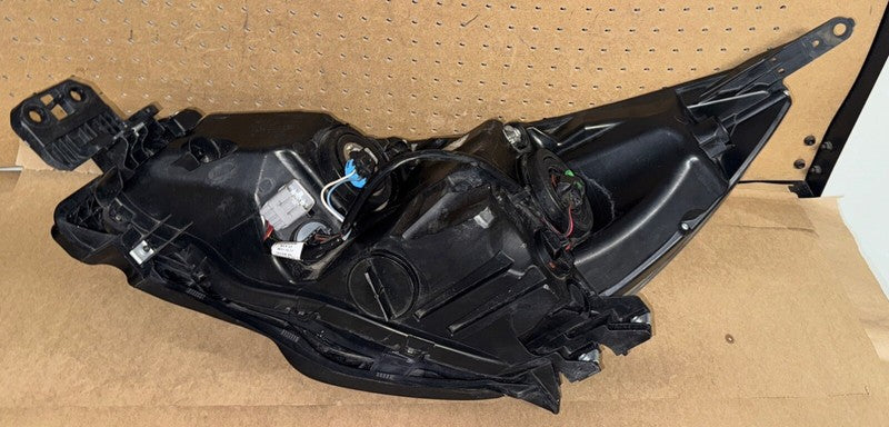 2018-2019 Subaru Legacy Front Right Headlight Halogen/LED OEM