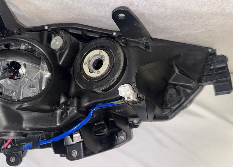 2014-2020 Toyota 4Runner Left Headlight Halogen OEM