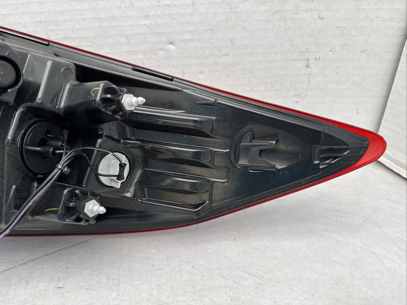 2019-2020 Hyundai Elantra Left Tail Light Halogen Brake Lamp