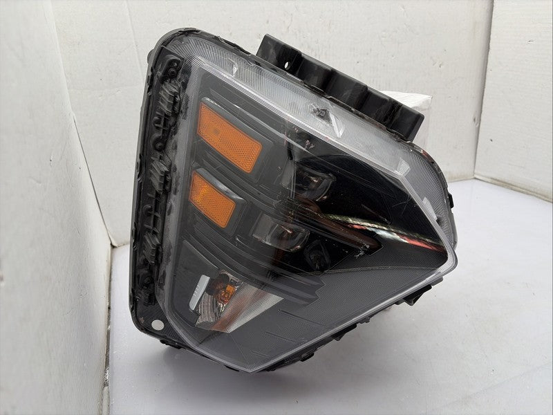 2024-2026 Hyundai Kona Right Passenger Headlight OEM LED Lamp 92102 BE