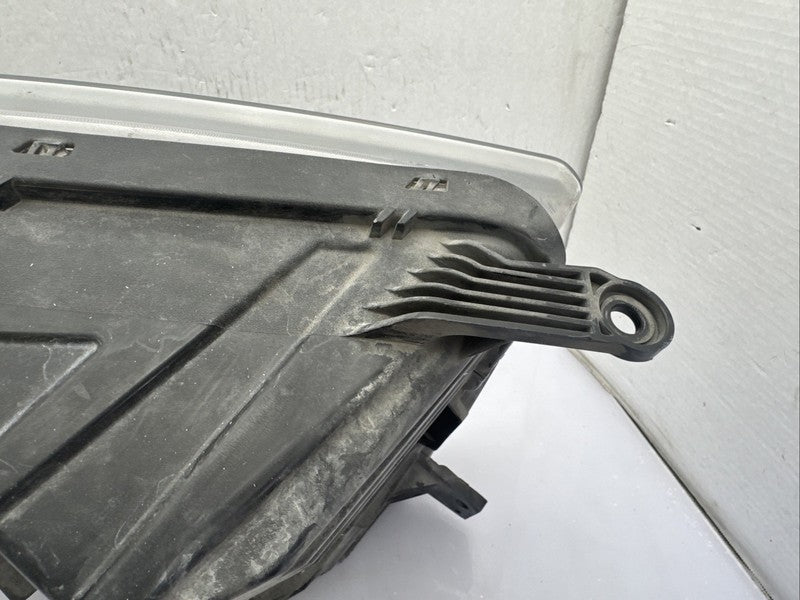 2019-2022 Chevy Silverado 1500 Left Driver Headlight OEM LED 84951033