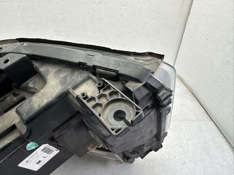 2016-2018 GMC Sierra 1500 Left Headlight OEM Xenon HID 84568272