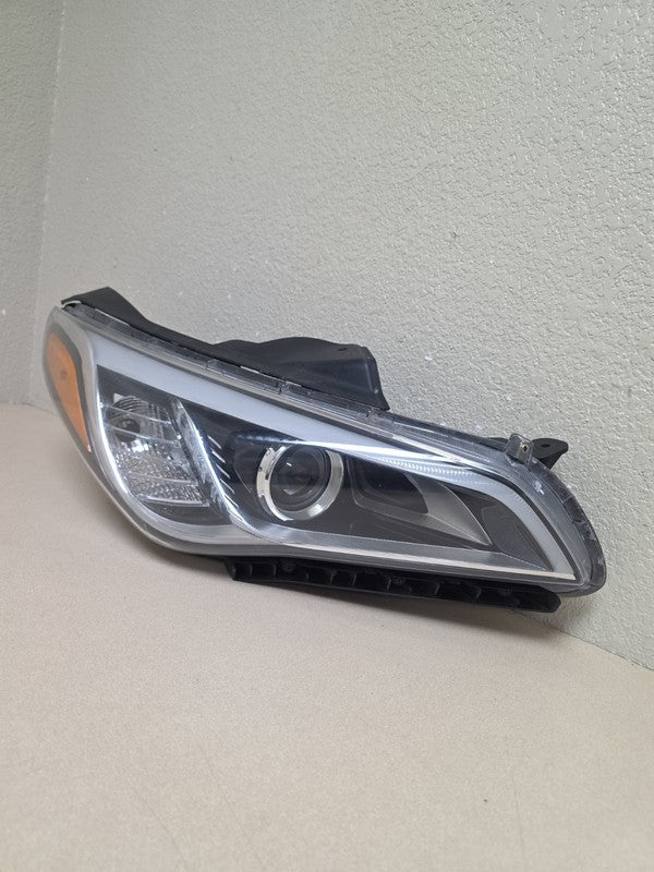 2015-2017 Hyundai Sonata Right Headlight OEM HID/XENON 92102-C2100