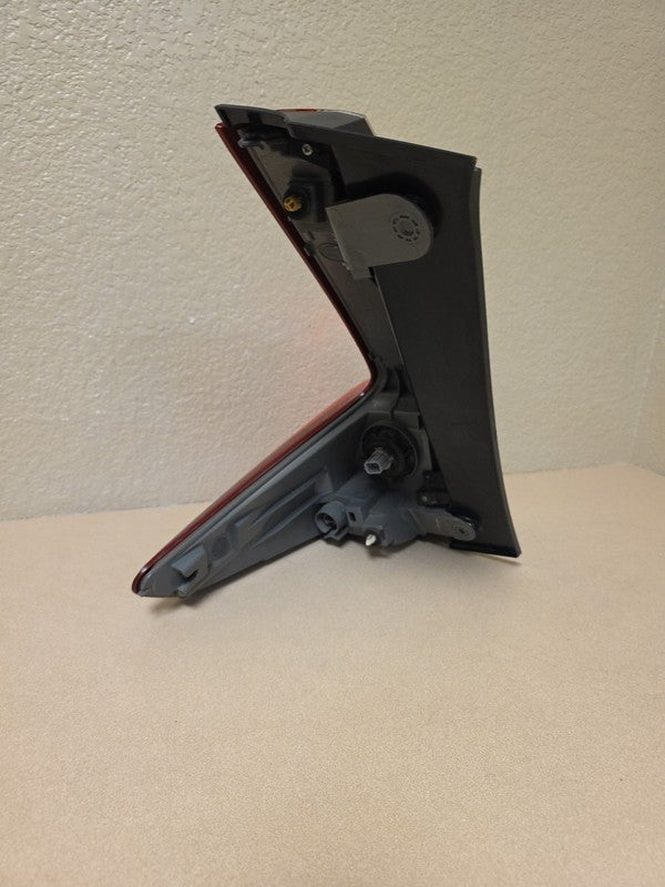 2017-2019 Honda CR-V Rear RIGHT LED Tail Light OEM