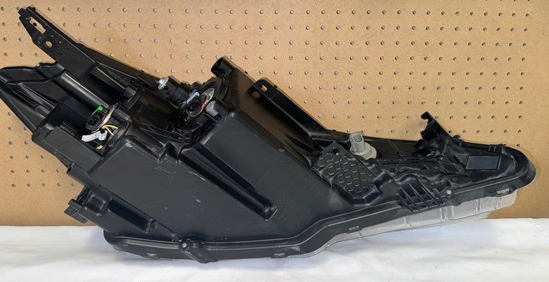 2021-2023 Nissan Kicks Headlight LH Left Driver Side Halogen