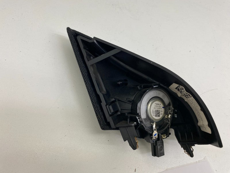 2017-2023 Tesla Model 3 Front Right Tweeter Speaker Cover 1095686-00-E