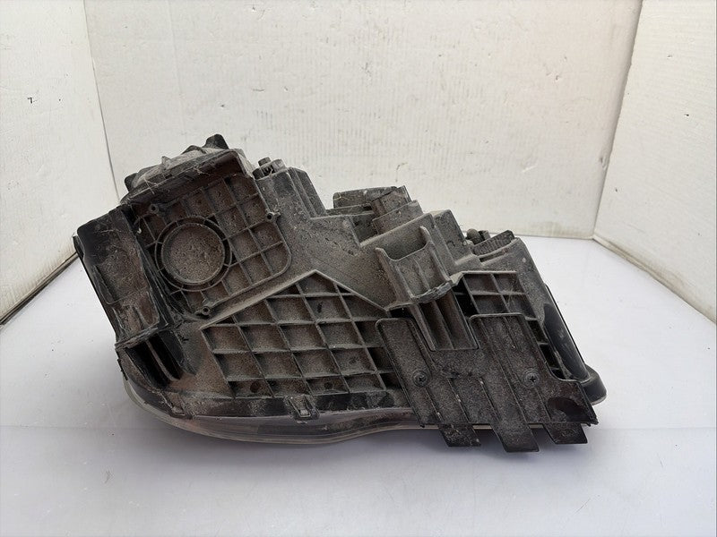 2018-2020 Chrysler 300 Left Headlight LH Driver OEM Halogen 68402949AA