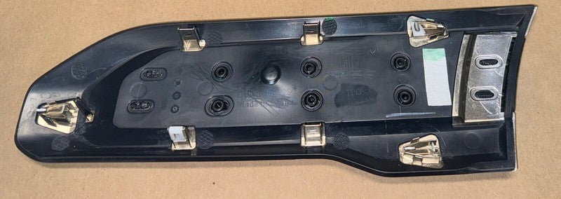 Yukon Dura Max 6.6L Side Emblem 544979545 OEM Right 2023 Sierra 2500