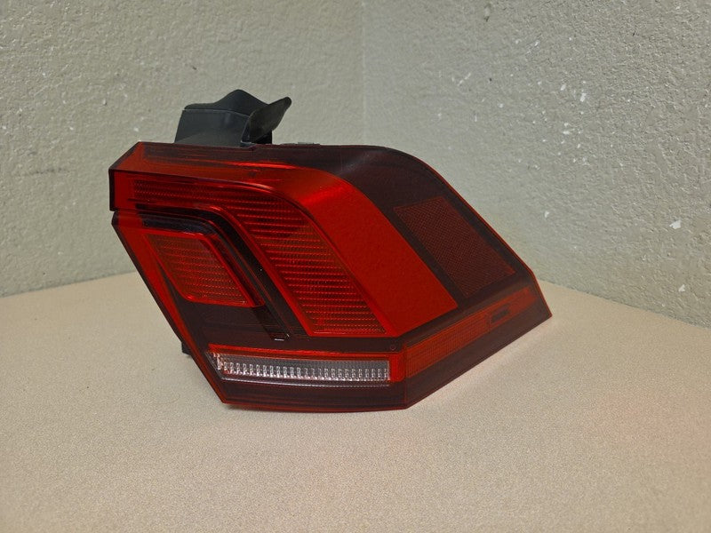 2018-2023 Volkswagen Tiguan Right Passenger Side Tail Light OEM LED