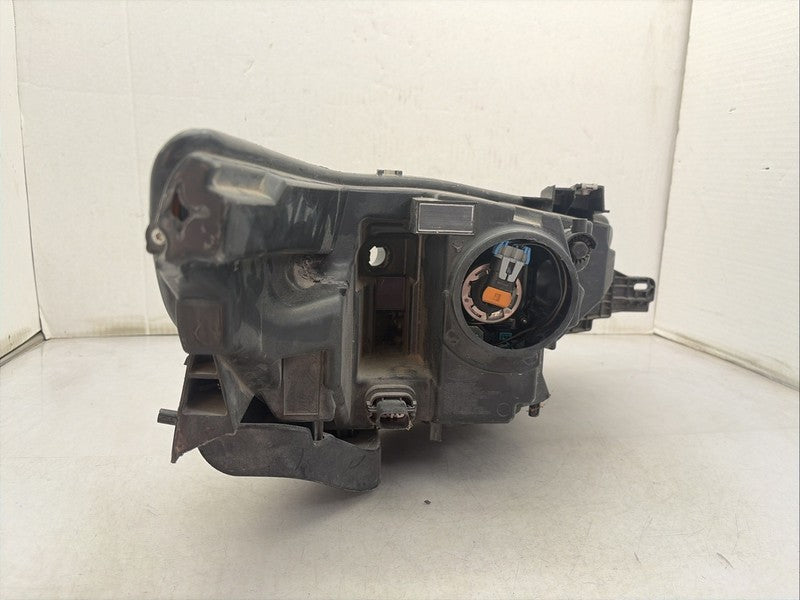 2013-2019 Ford Taurus Left Driver Headlight Halogen OEM