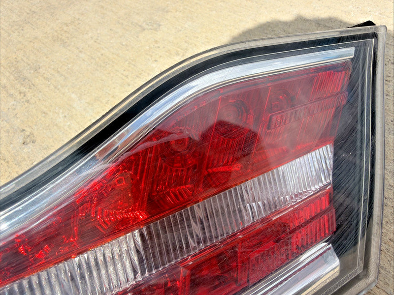 2013-2017 Lincoln MKZ Rear Center Tail Light OEM LED