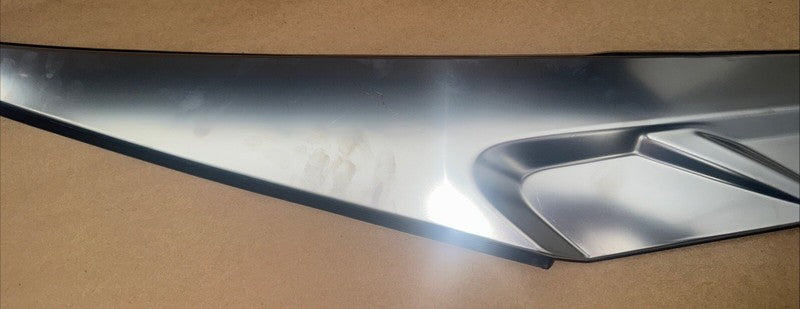 2022-2024 Hyundai Tucson Right C-Pillar Trim Chrome OEM 87860-N9000