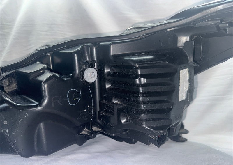 2019-2020 Altima LED Headlight RH Driver Side OEM
