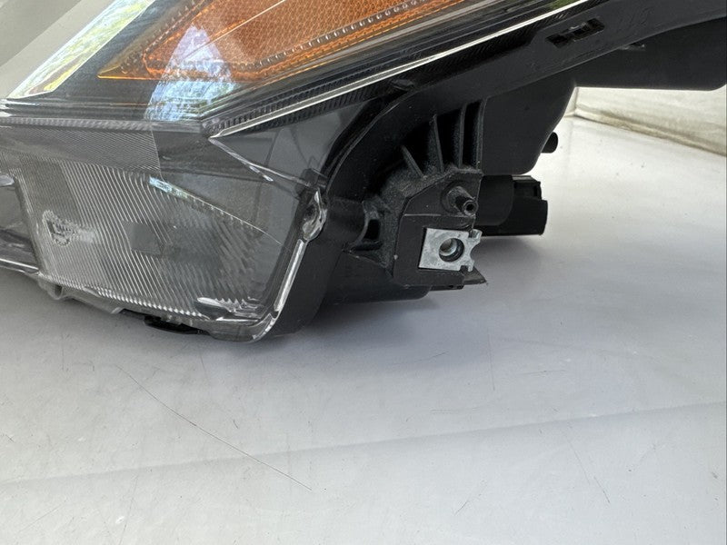 2021-2024 Nissan Kicks Left Driver Headlight OEM Halogen Lamp