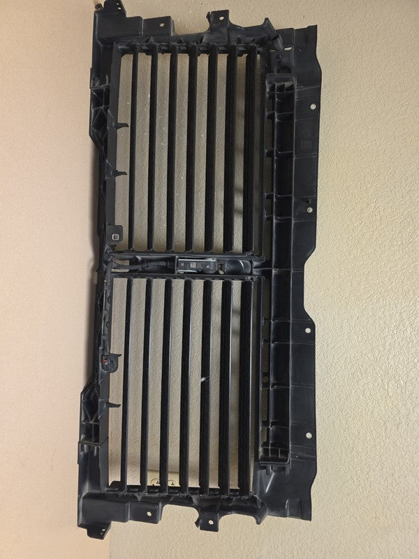 2021-2024 Chevrolet Tahoe Suburban Yukon Front Grill Air Shutter 85820