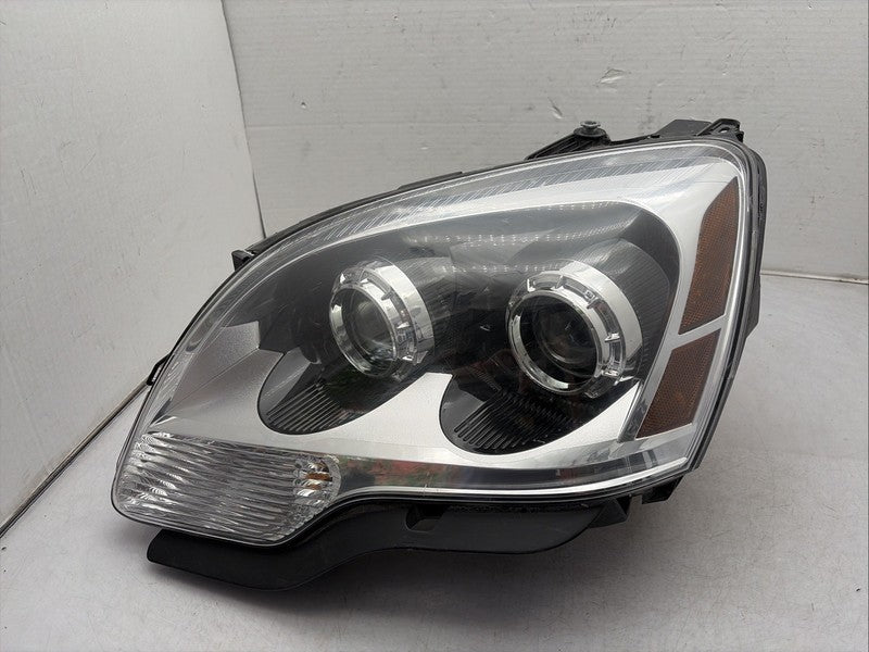 2007-2012 GMC Acadia Left Driver Headlight OEM Halogen Lamp