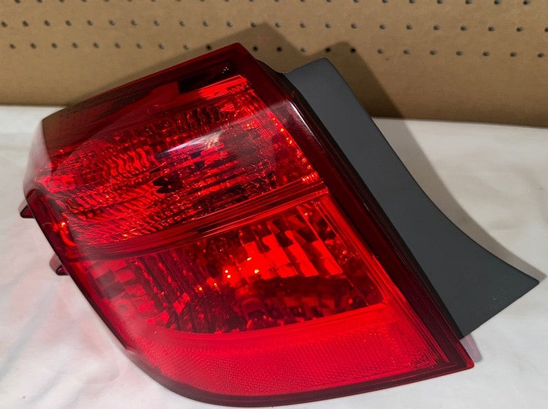 2016-2019 Corolla Left Tail Light Lamp OEM