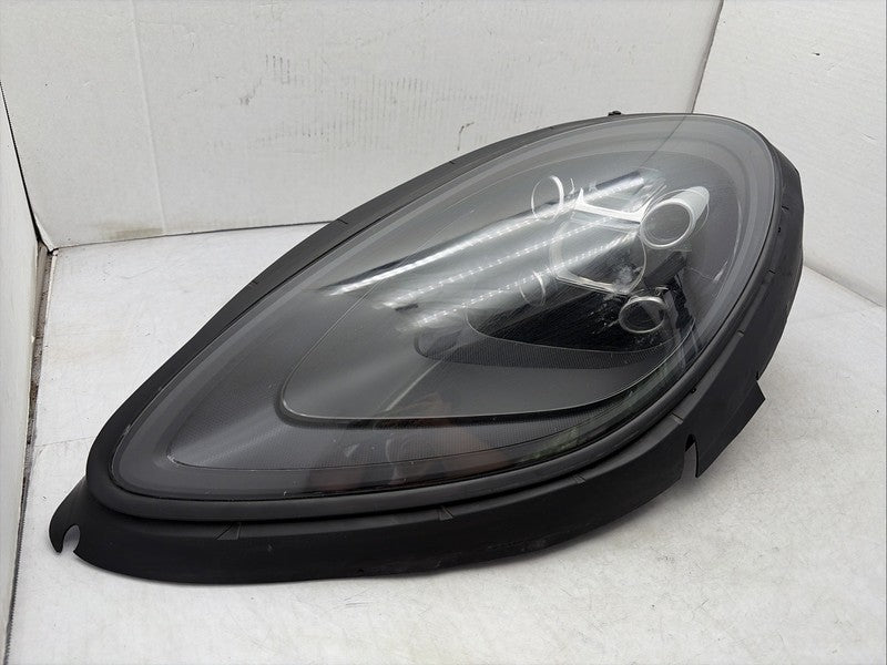 2019-2022 Porsche Macan Left Driver Headlight OEM LED 95B 941 009 AN