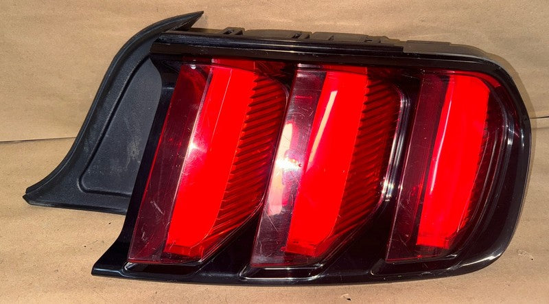 2015-2017 Ford Mustang RH Passenger Tail Light OEM C20R-11410