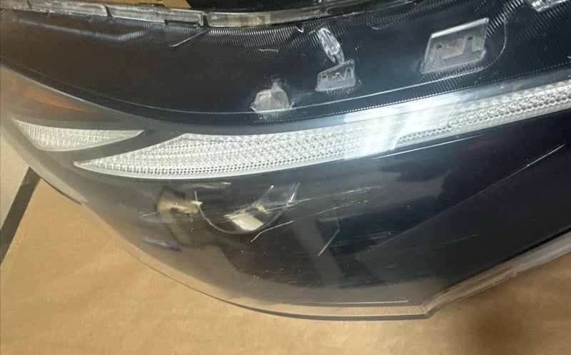2021-2023 Hyundai Elantra Headlight Halogen Right RH OEM