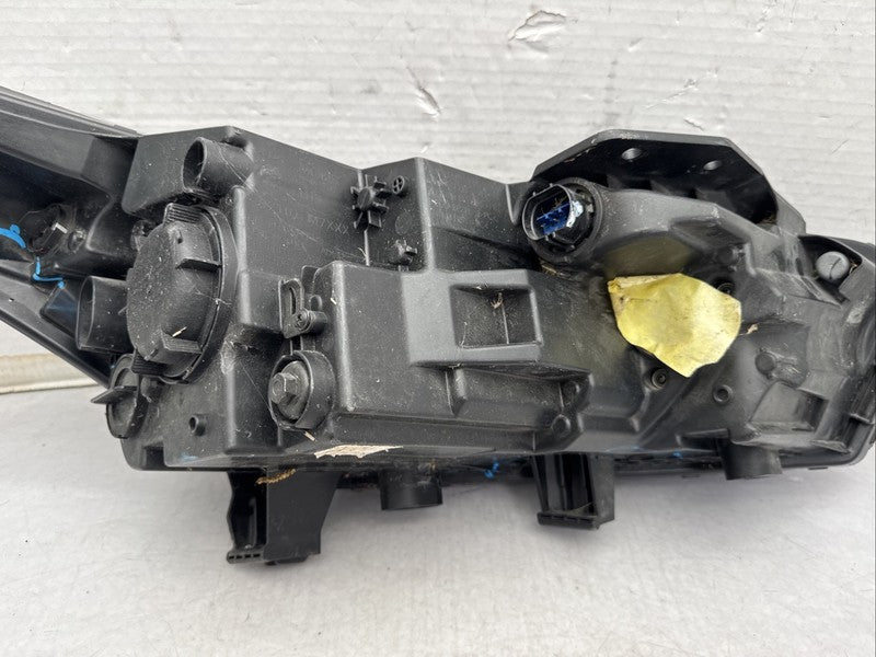 2022-2023 Kia Forte Left Driver OEM Halogen Headlight