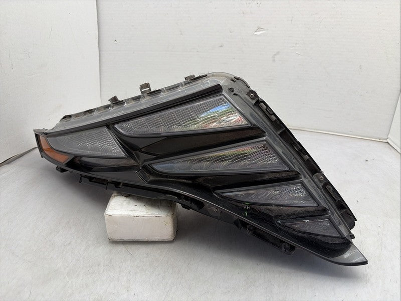 2022-2024 Hyundai Tucson Right Passenger OEM LED Headlight
