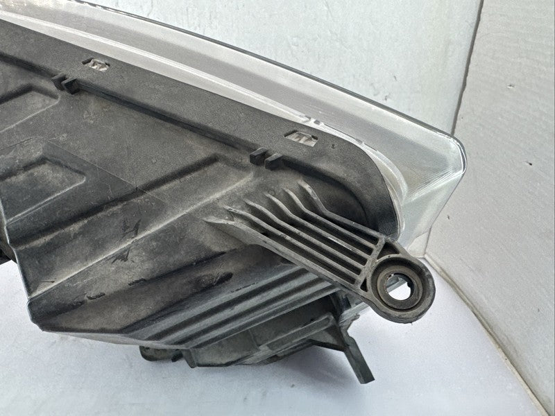 2019-2022 Chevy Silverado 1500 Left Driver Headlight OEM LED 84621850