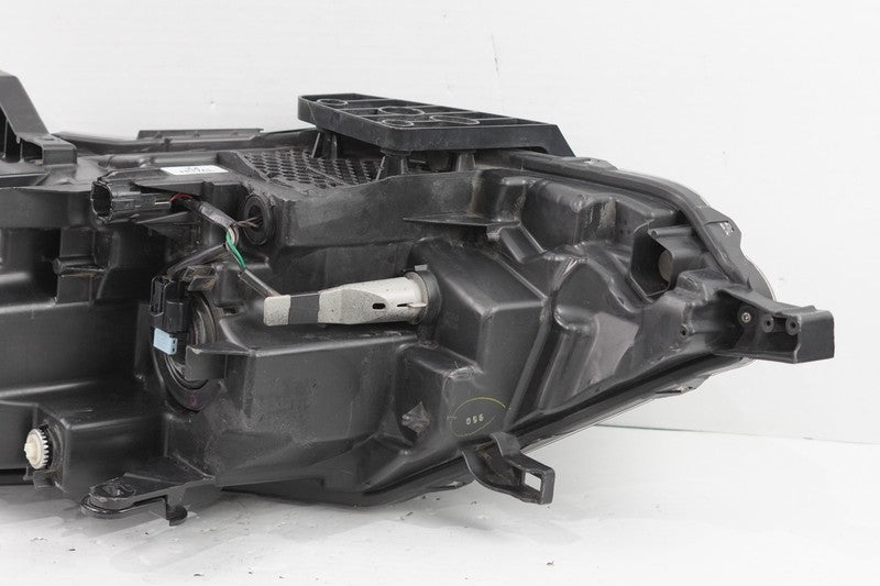 2017-2019 Nissan Rogue Sport Right Passenger Halogen Headlight OEM D1