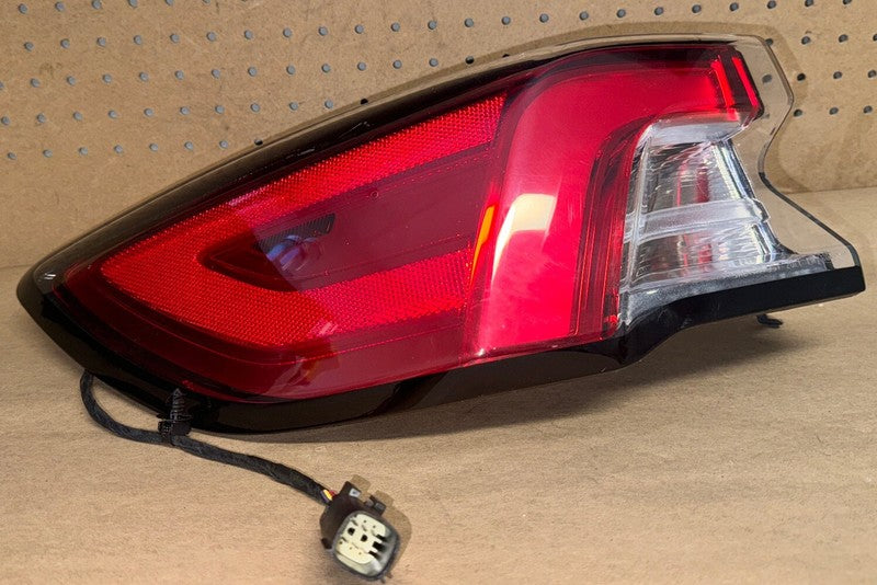 20-22 Ford Escape LED Tail Light Left Driver OEM LJ6B-13405-AG