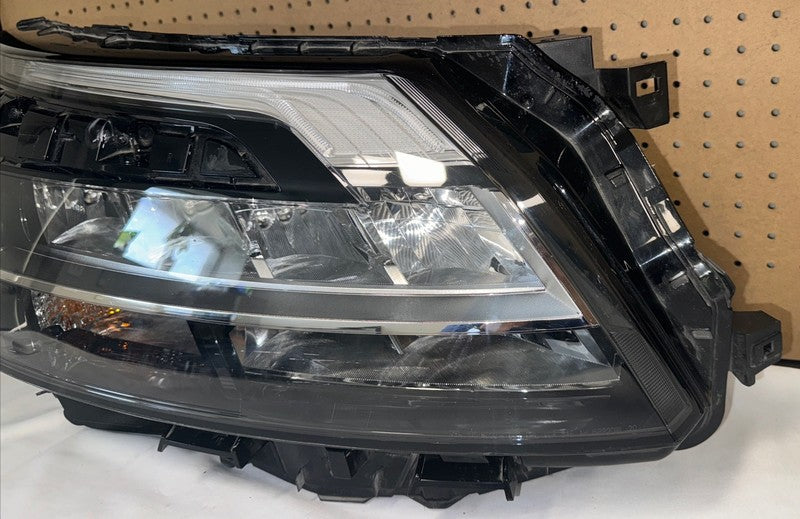 2021-2023 Pathfinder Right Headlight LED/Halogen OEM