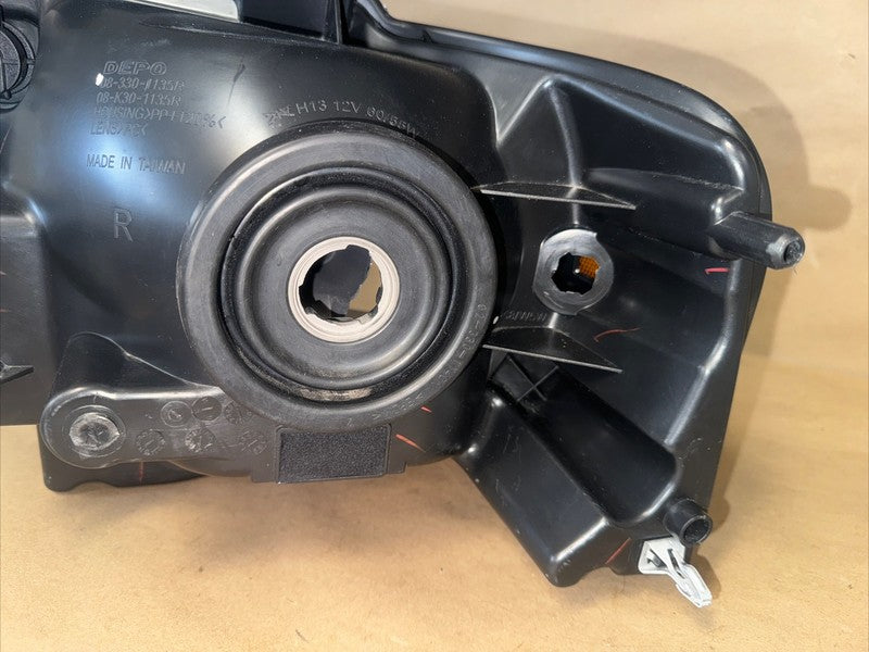 2007-2014 Ford Expedition Right Headlight Halogen TYC