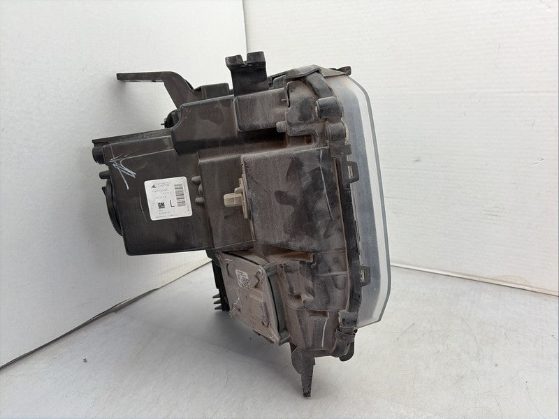 2016-2018 GMC Sierra 1500 Left Headlight OEM Xenon HID 84046790